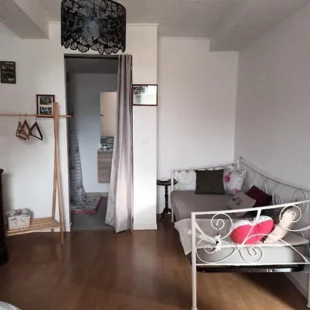 Le Logis Du Rocher Panzió *