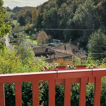 Le Logis Du Rocher Panzió Saint-Marcet